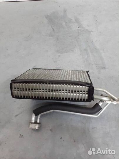Радиатор кондиционера BMW 7 E65/E66/E67 E65 2002