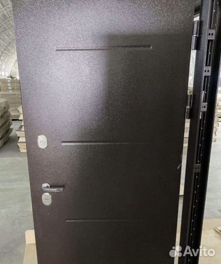 Дверь входная с терморазрывом