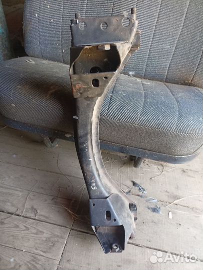 Передняя балка на ваз 2107