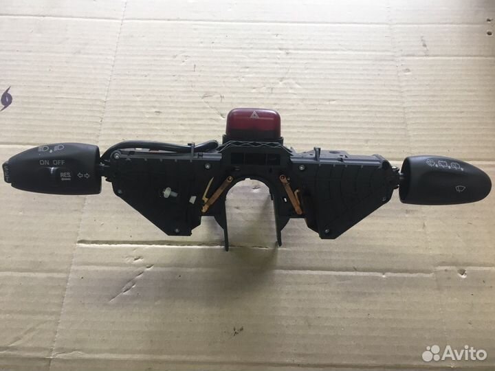 Под рулевой переключатель VW Sharan (круиз контр.)