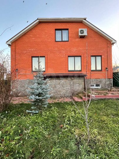 Дом 217 м² на участке 7,1 сот.