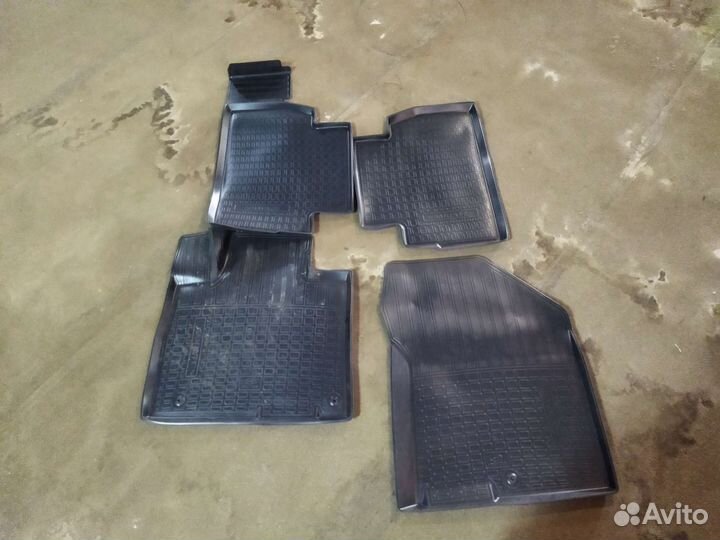 Коврики салона hyundai Santafe резиновы 18- (5-ме