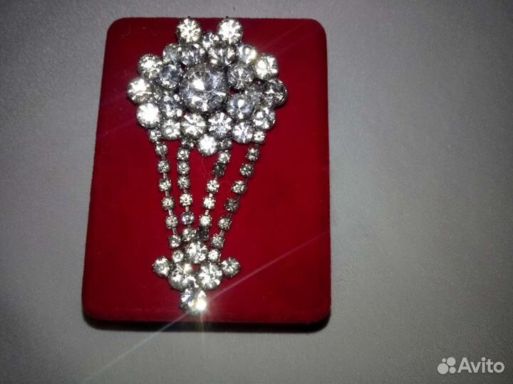 Винтажные броши Чехословакия