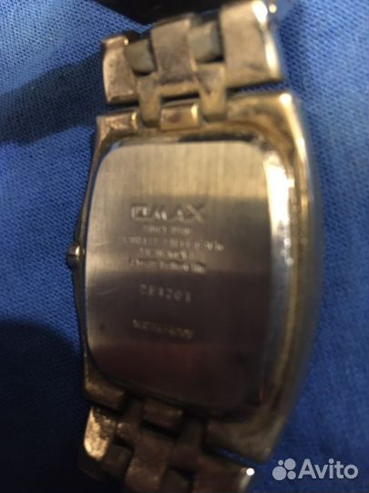 Часы omax
