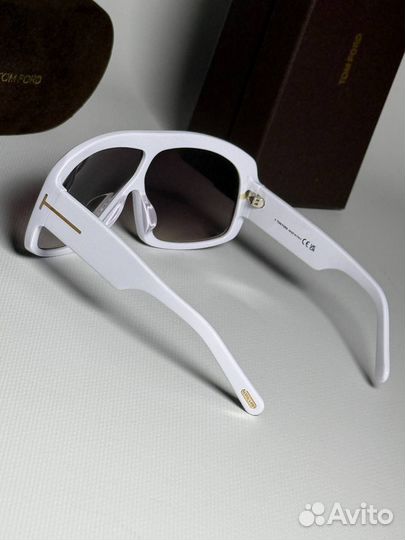 Солнцезащитные очки tom ford