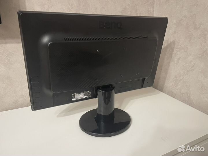 Монитор BenQ 22 Full HD