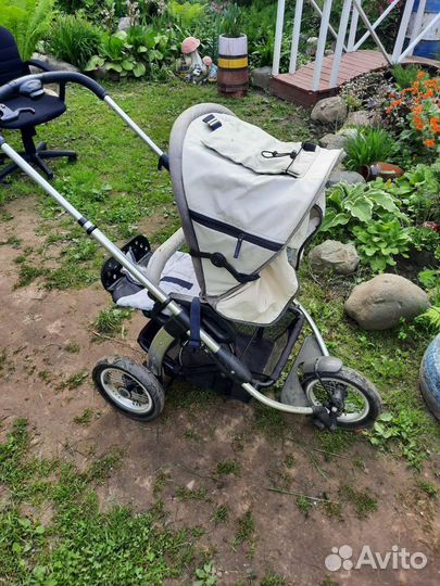 Коляска прогулочная