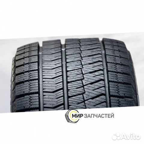Bridgestone Blizzak Ice 245/50 R18 104T