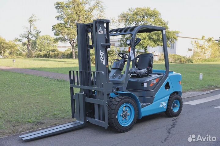 Вилочный погрузчик TRF D35-3M, 2023