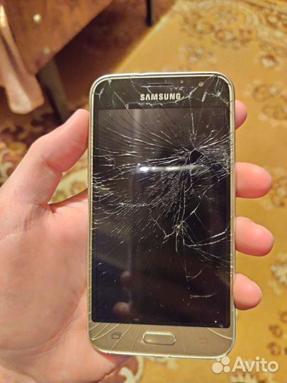 Телефон Samsung j1 2016 на запчасти