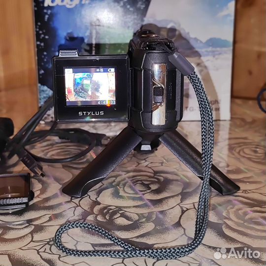 Экшн камера Olympus Tg-Tracker