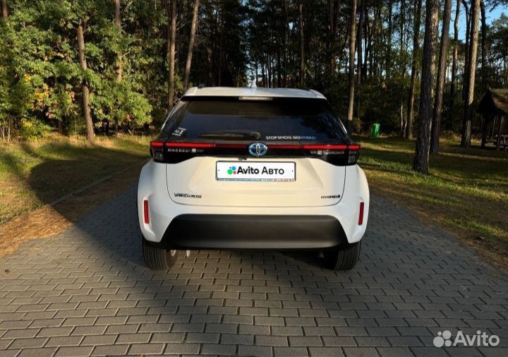 Toyota Yaris 1.5 CVT, 2023, 2 090 км