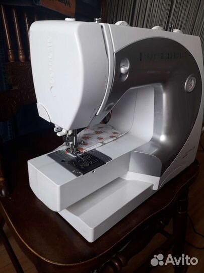 Швейная машина Бернетте 66