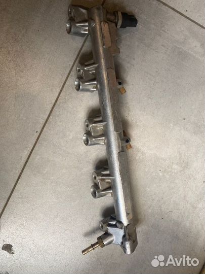 Топливная рампа Mazda Cx-7