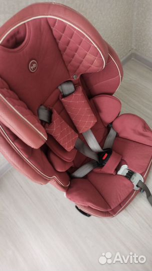 Автокресло Happy baby Mustang с креплением Isofix
