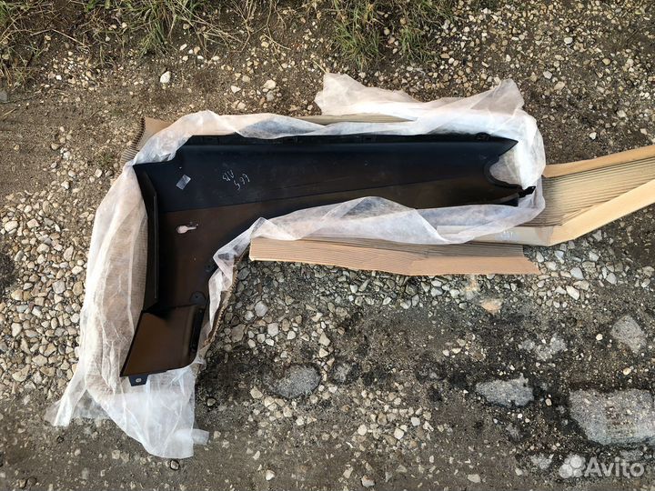 Оригинальное переднее левое крыло