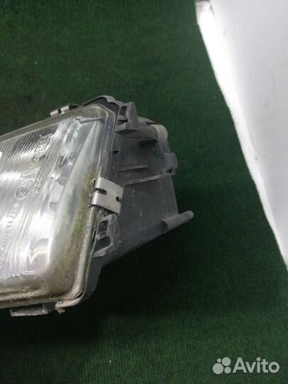 Фара Citroen Xantia (1993-2001)