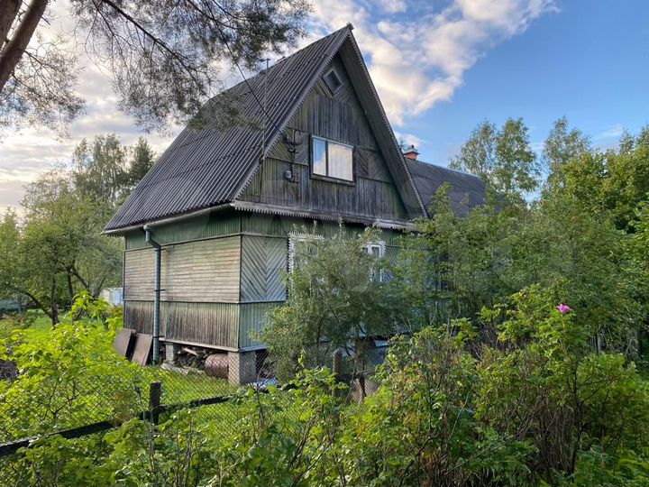 Дом 140 м² на участке 12 сот.