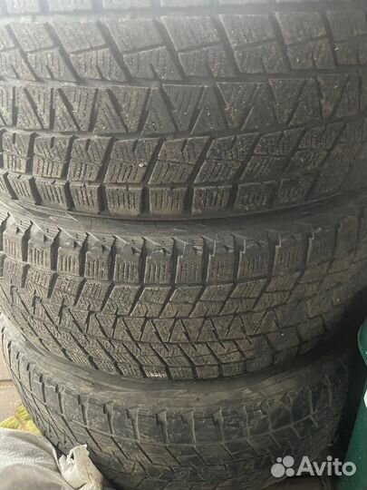 Bridgestone Blizzak LM-001 225/60 R18