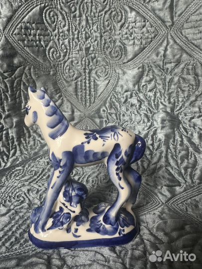 Статуэтка Лошадь Жеребенок Гжель символ 2026 года