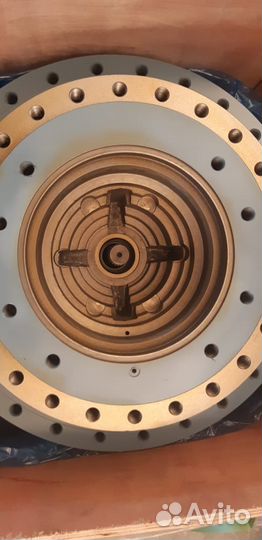 Бортовой редуктор без мотора Komatsu PC400-7