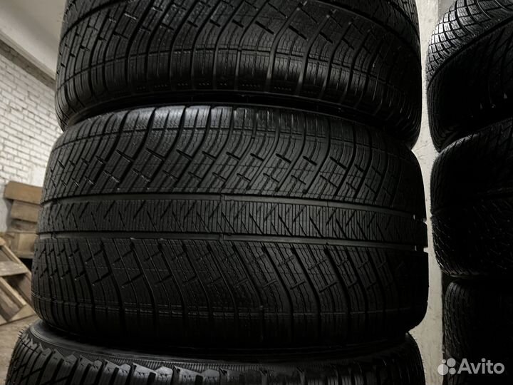 Michelin Pilot Alpin 5 SUV 305/35 R21 и 265/40 R21 110V