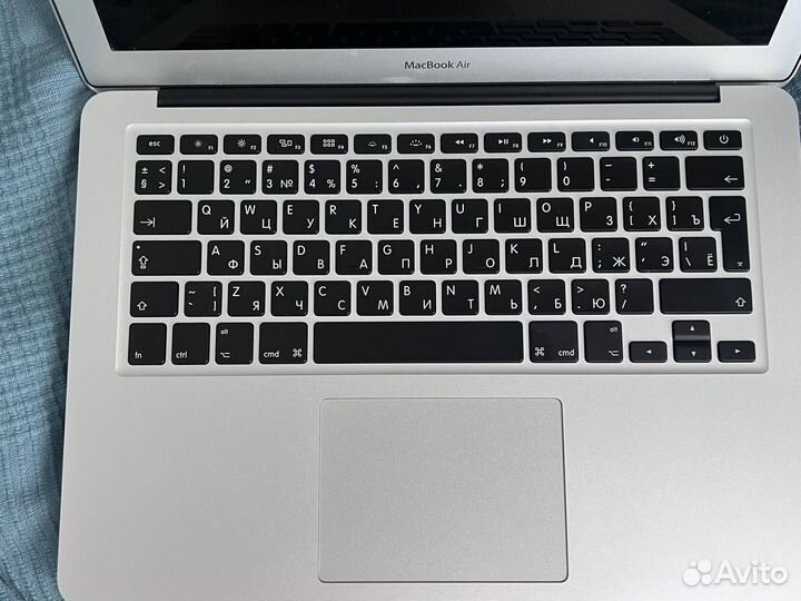 MacBook Air (13 дюймов, 2017 г.)