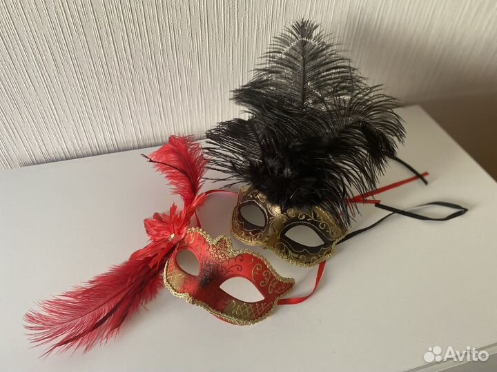 Маска карнавальная венецианская Италия