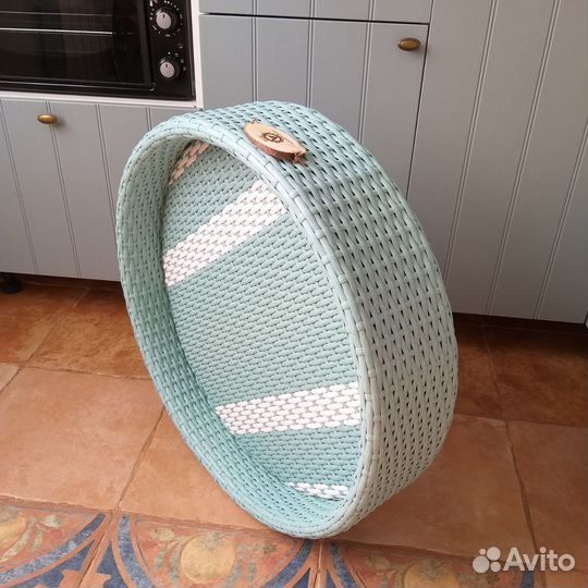 Плавающий поднос
