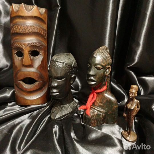 Бюст и маска из чёрного дерева