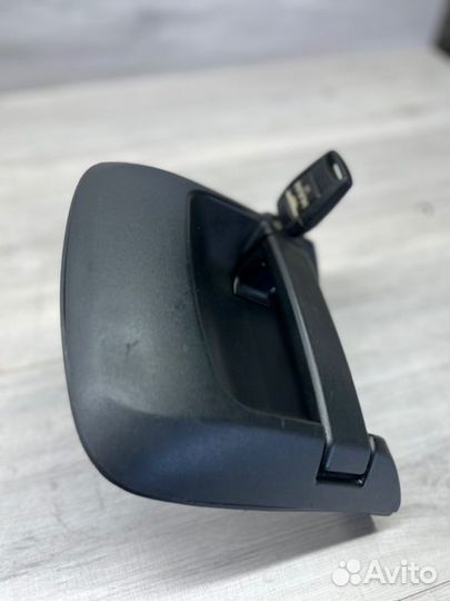 Ручка двери внешняя левая Man Tgl Tgm Tgs Tgx Tga