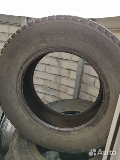 Viatti Brina Nordico V-522 205/65 R15