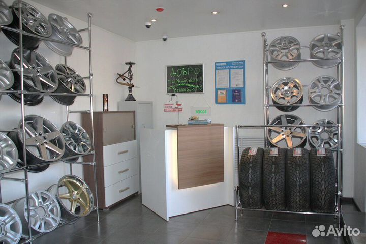 Michelin Pilot Alpin PA5 245/40 R20 и 275/35 R20 102W