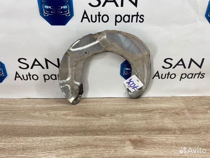 Пыльник тормозного диска передний правый Bmw 3 F30