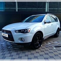 Mitsubishi Outlander 2.4 CVT, 2012, 122 500 км, с пробегом, цена 1 650 000 руб.