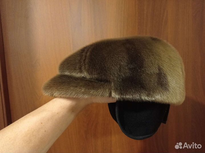 Меховая мужская кепка