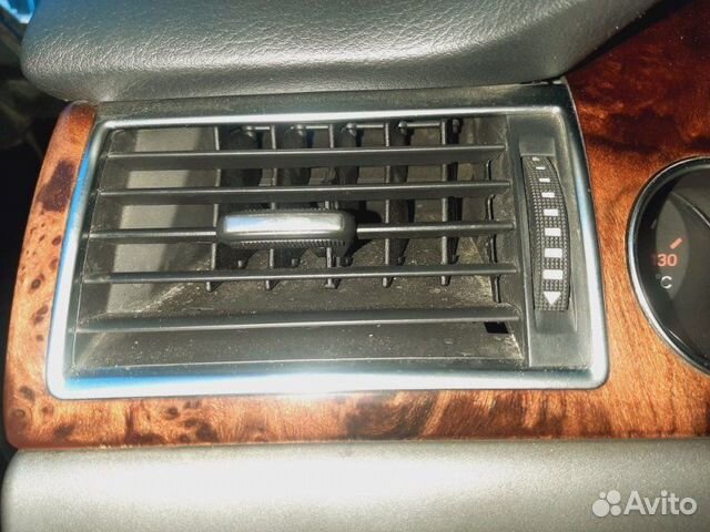 Дефлектор воздушный Audi A8 BFM 2005