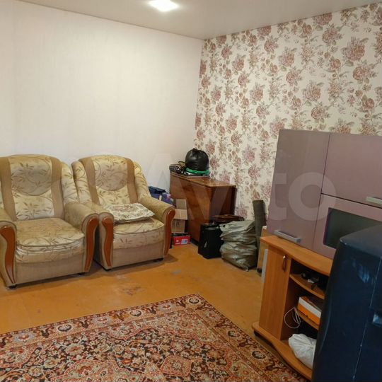 2-к. квартира, 50 м², 1/3 эт.