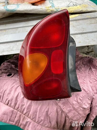 Фонарь задний левый chevrolet lanos