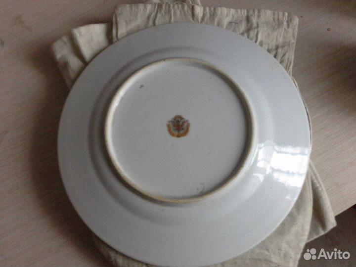 Тарелки с клеймами. Братья Корниловы Кузнецов