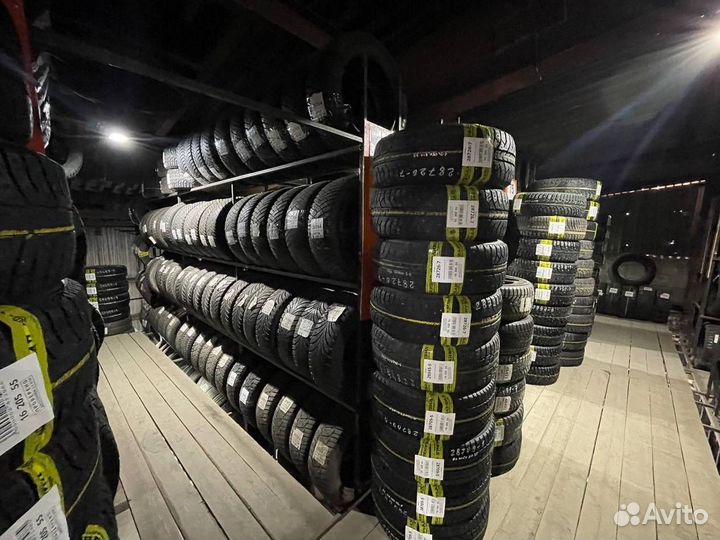 Nokian Tyres Hakkapeliitta R 255/60 R18 112R