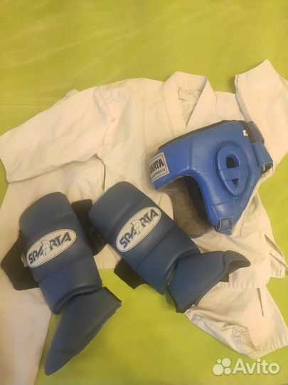 Шлем, защита для ног, кимоно