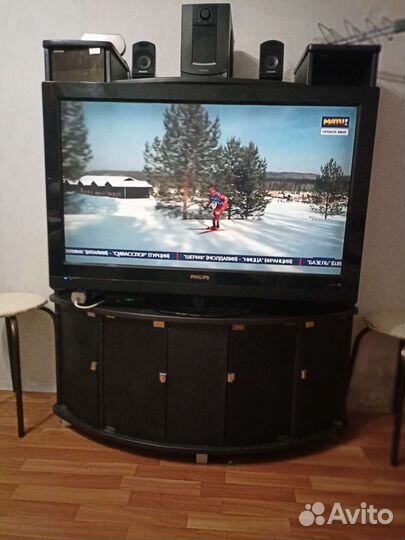 Продам телевизор philips б/у