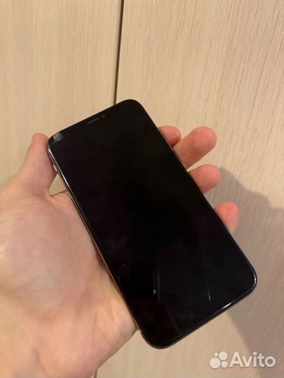 iPhone X, 256 ГБ
