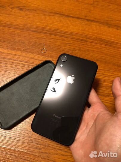 iPhone Xr, 64 ГБ