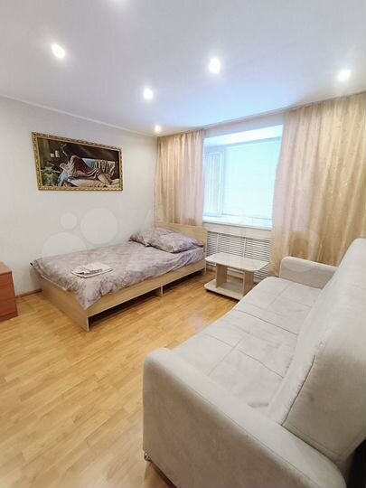 2-к. квартира, 52 м², 2/4 эт.