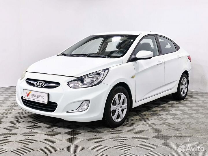 Hyundai Solaris 1.6 AT, 2011, 131 000 км