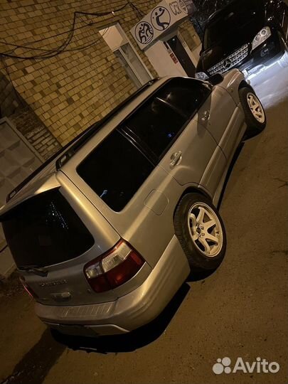 Subaru Forester 2.0 AT, 1997, 250 000 км