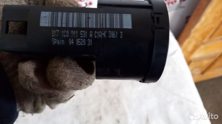 Переключатель света фар Volkswagen Passat B5+