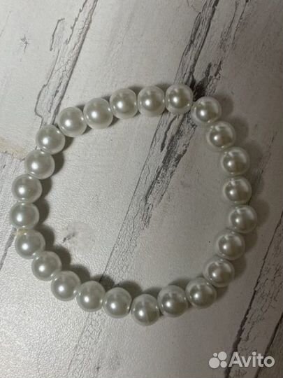 Набор бижутерных украшений с имитацией жемчуга